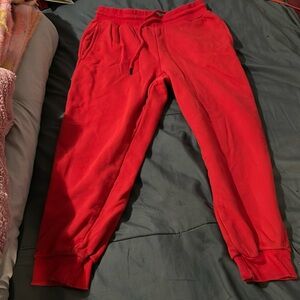Novamen
red sweatpants